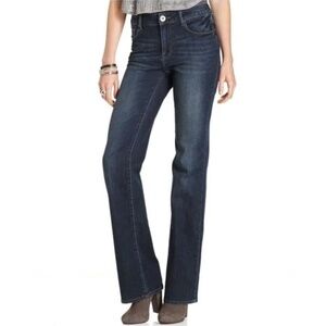 DKNY Soho Jeans in Dark Wash - Size 2R